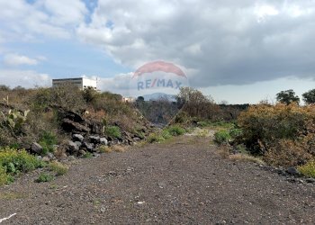 Vista delle montagne - Rustico SP56/I - C.da Spaventa
 
snc, Belpasso - foto 18