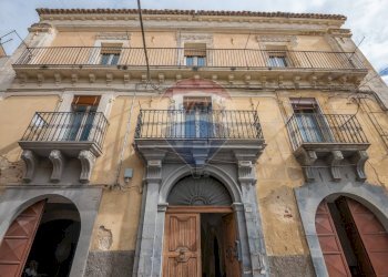 Edificio all\'aperto - Casa indipendente Via San Giovanni
 
59, Vizzini - foto 4