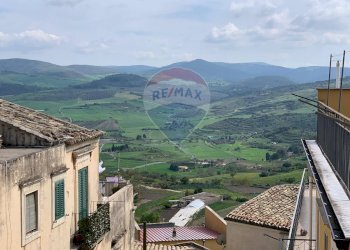 Vista delle montagne - Casa indipendente Via San Giovanni
 
59, Vizzini - foto 16