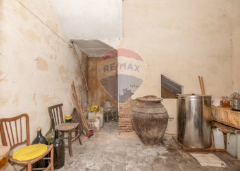 Dettagli - Casa indipendente Via San Giovanni
 
59, Vizzini - foto 26