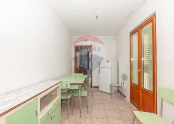 Sala da pranzo - Casa indipendente Via San Giovanni
 
59, Vizzini - foto 43