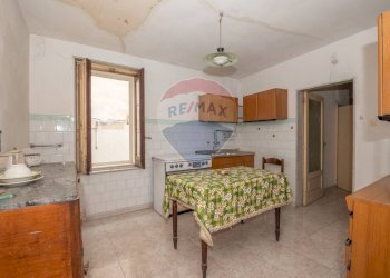 Cucina - Casa indipendente Via San Giovanni
 
59, Vizzini - foto 44