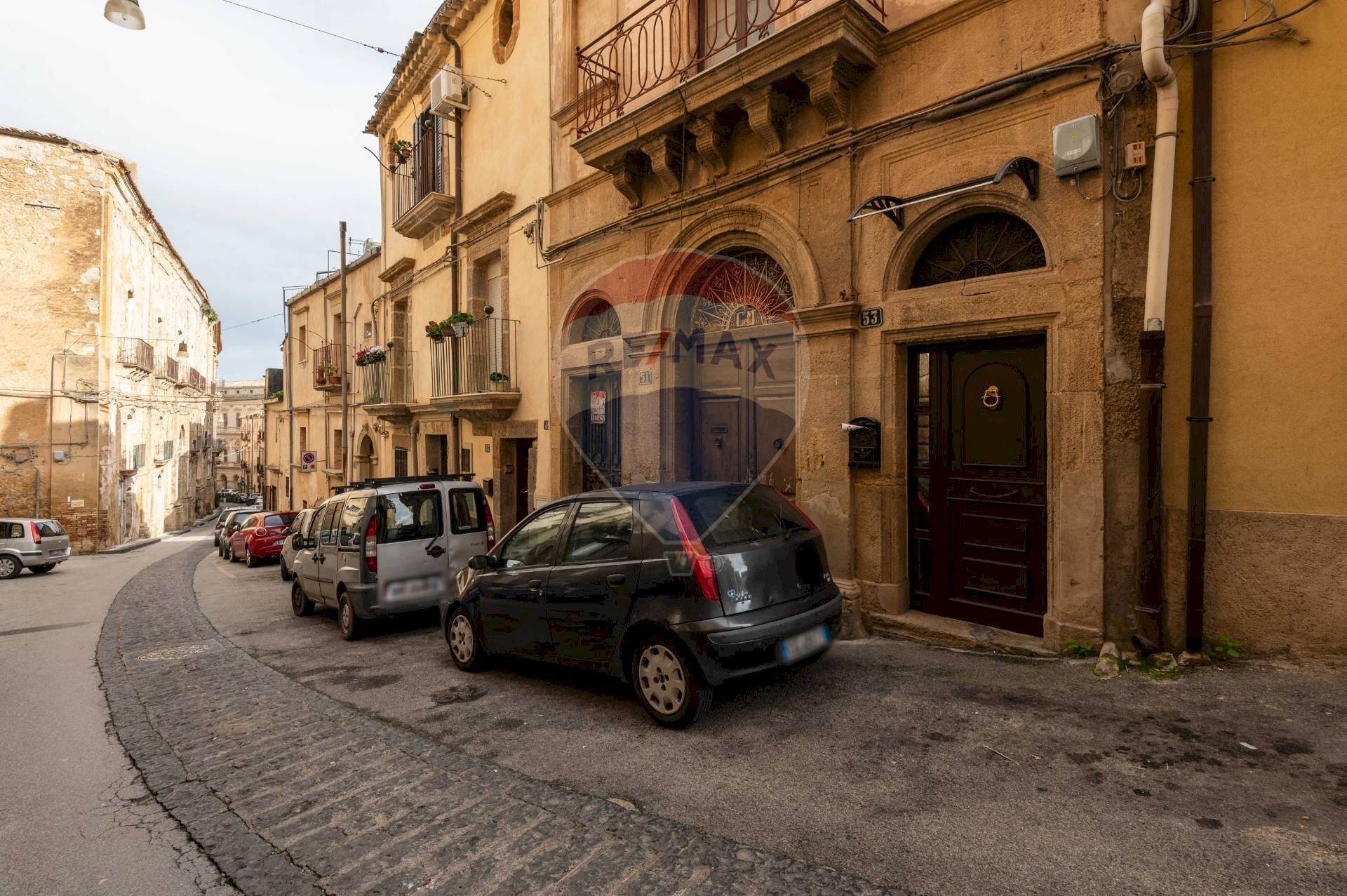 Edificio all\'aperto - Casa indipendente Via San Bonaventura
51, Caltagirone - foto 2