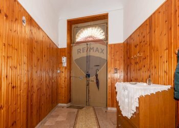 Hall / corridoio - Casa indipendente Via San Bonaventura
 
51, Caltagirone - foto 8