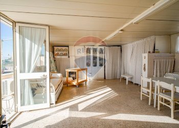 Terrazza - Quadrilocale VIA DI STEFANO
 
18, Paterno - foto 3