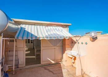 Terrazza - Quadrilocale VIA DI STEFANO
 
18, Paterno - foto 28