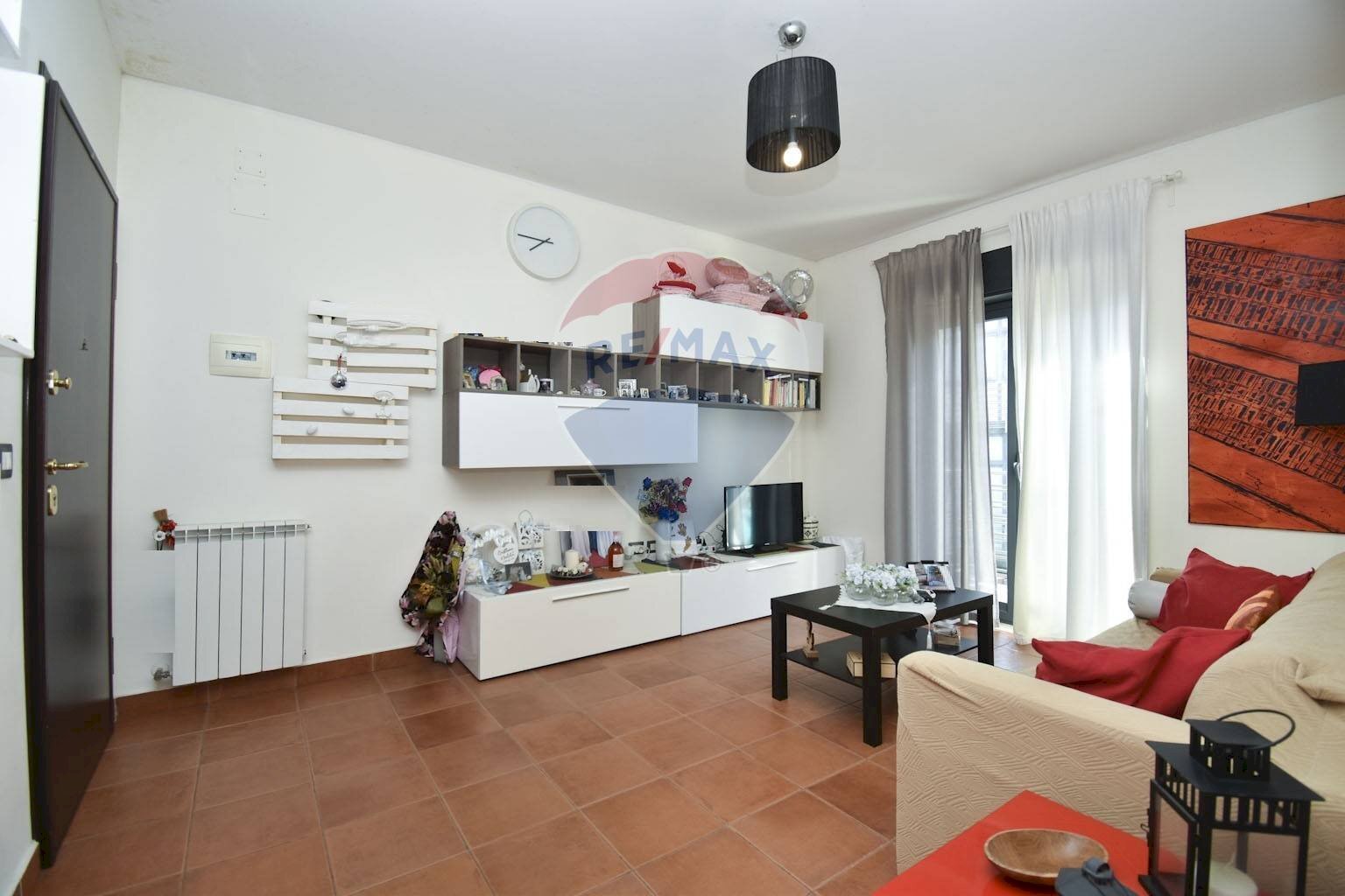 Soggiorno - Bilocale Via Fratelli Bandiera
6, Catania - foto 3