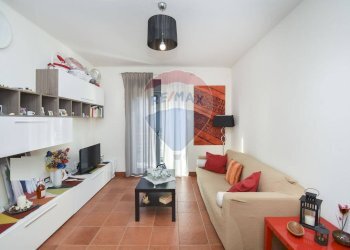 Soggiorno - Bilocale Via Fratelli Bandiera
 
6, Catania - foto 4