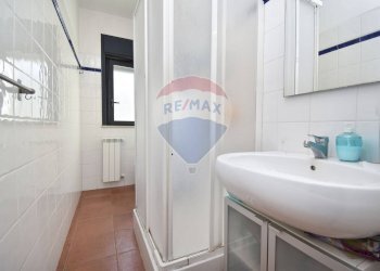 Bagno - Bilocale Via Fratelli Bandiera
 
6, Catania - foto 13