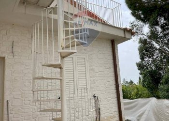 Scale - Villa Contrada Vituso Marteluccio
 
17, Niscemi - photo 16