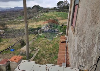 Vista delle montagne - Villa Contrada Passo di Cava
 
snc, Vizzini - foto 31