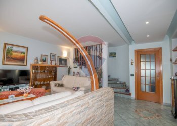 Soggiorno - Villa a Schiera Via Arianna
 
5, Caltagirone - foto 4