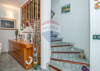 Scale - Villa a Schiera Via Arianna
 
5, Caltagirone - foto 12