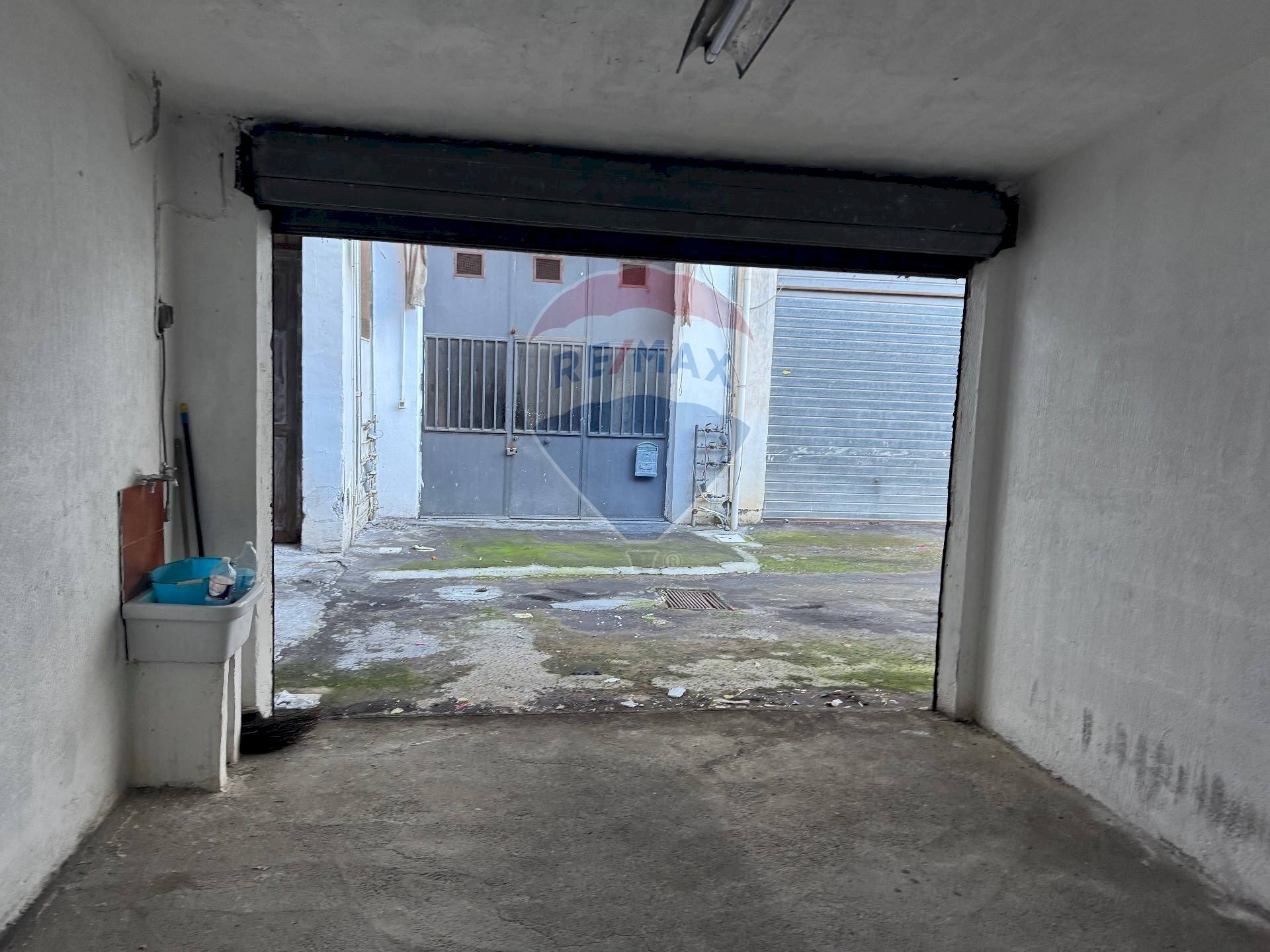 Stanza vuota - Box Via Dottor Giovanni Chiarenza
 
32, Aci Catena - foto 2