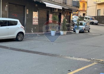 Edificio all\'aperto - Box Via Dottor Giovanni Chiarenza
 
32, Aci Catena - foto 13