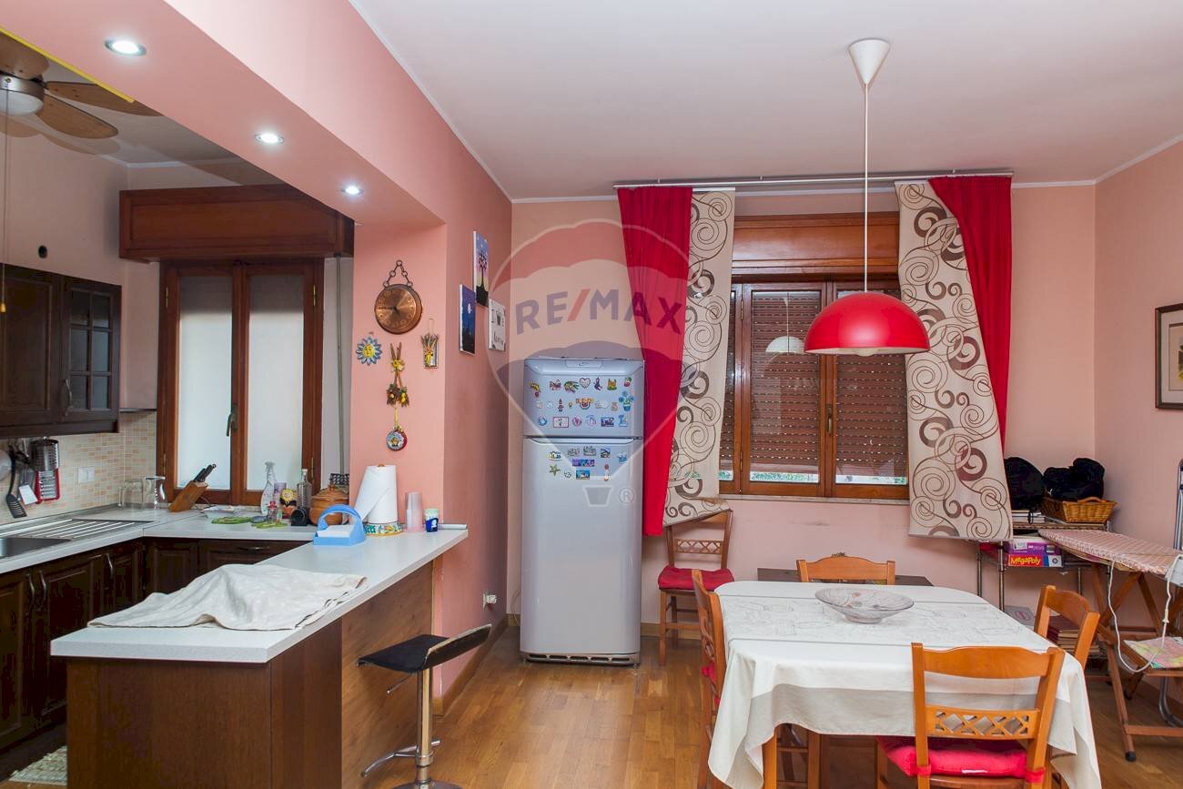 Cucina - Appartamento Via Regina Margherita
 
24, Fiumefreddo di Sicilia - foto 1