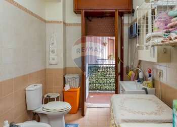 Bagno - Appartamento Via Regina Margherita
 
24, Fiumefreddo di Sicilia - foto 13