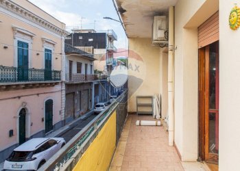 Balcone - Appartamento Via Regina Margherita
 
24, Fiumefreddo di Sicilia - foto 23