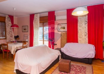 Camera / camera da letto - Appartamento Via Regina Margherita
 
24, Fiumefreddo di Sicilia - foto 27