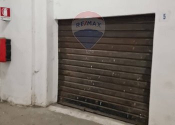 Parcheggio - Box Via Generale Ameglio
 
13, Catania - foto 3