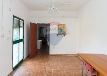 Stanza vuota - Villa Via Leonardo Sciascia
 
28, Misterbianco - foto 13