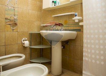Bagno - Villa Via Leonardo Sciascia
 
28, Misterbianco - foto 17
