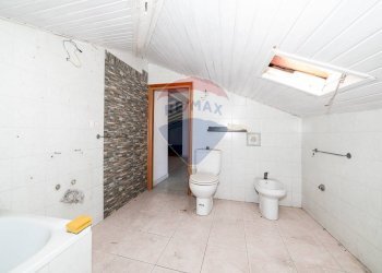 Bagno - Bilocale Via Rosolino Pilo
 
1, Motta Sant'Anastasia - foto 11