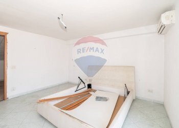 Camera / camera da letto - Bilocale Via Rosolino Pilo
 
1, Motta Sant'Anastasia - foto 16