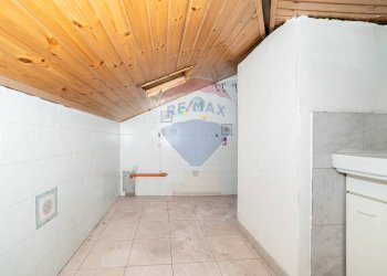 Hall / corridoio - Bilocale Via Rosolino Pilo
 
1, Motta Sant'Anastasia - foto 23