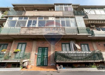 Edificio all\'aperto - Bilocale Via Rosolino Pilo
 
1, Motta Sant'Anastasia - foto 26