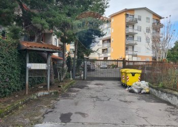 Edificio all\'aperto - Box Via Generale Ameglio
 
13, Catania - foto 8