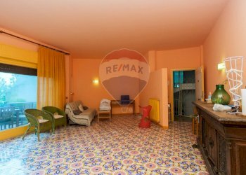 Soggiorno - Appartamento Via Livorno
 
125, Aci Castello - foto 7