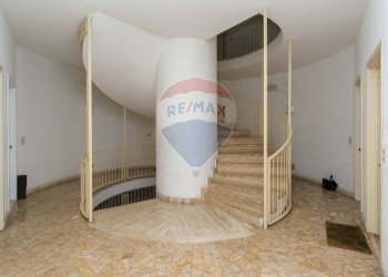 Scale - Appartamento Via Livorno
 
125, Aci Castello - foto 15