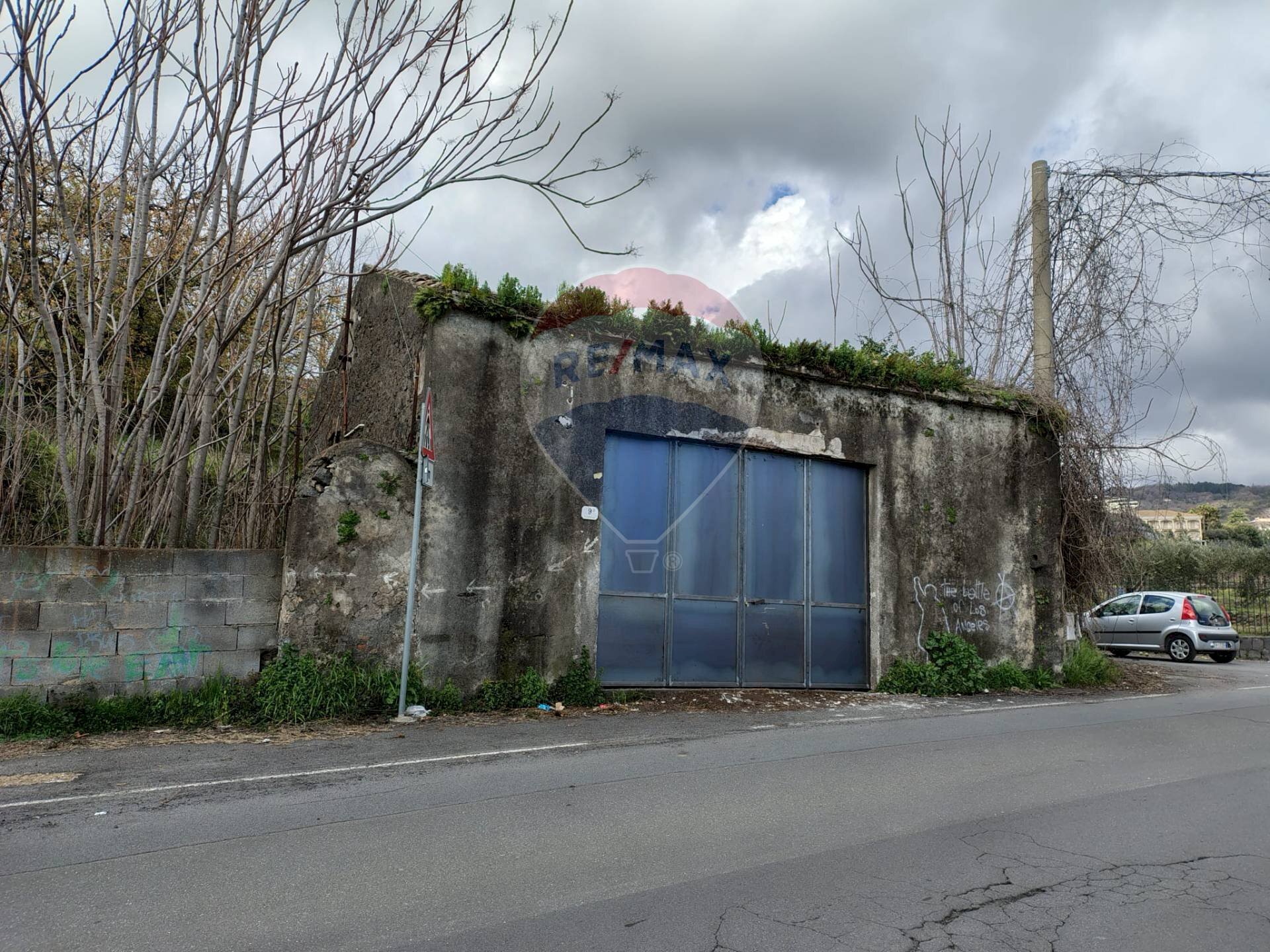 Casa all\'aperto - Magazzino Via Paracquara
 
9, Zafferana Etnea - foto 2