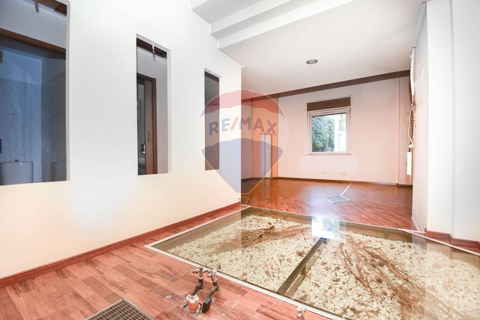 SALONE - Locale Commerciale via Cagliari
 
123, Catania - foto 1