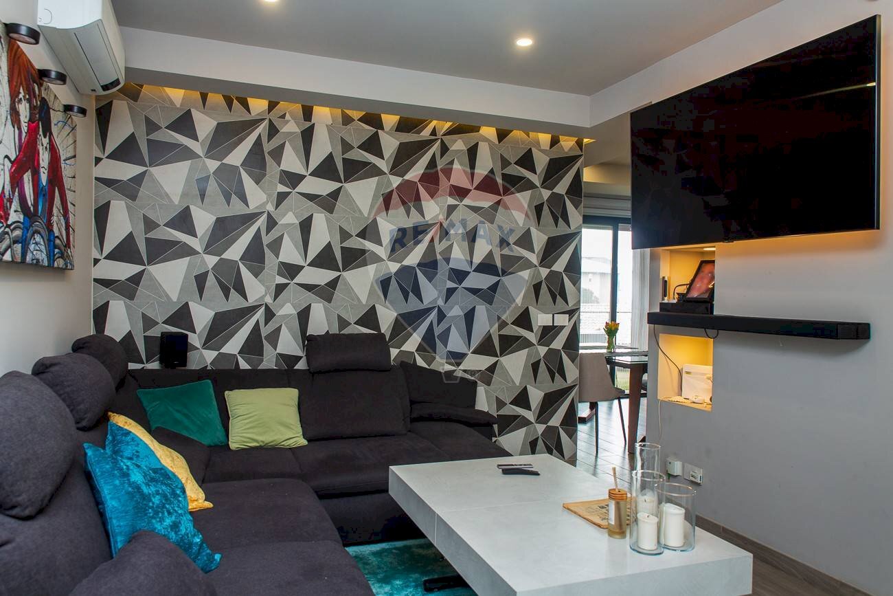 Soggiorno - Quadrilocale Via Guglielmo Oberdan
 
12, Gravina di Catania - foto 1