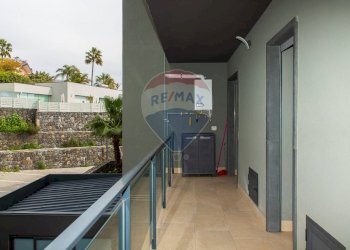 Balcone - Quadrilocale Via Guglielmo Oberdan
 
12, Gravina di Catania - foto 11