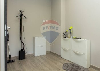 Stanza vuota - Quadrilocale Via Guglielmo Oberdan
 
12, Gravina di Catania - foto 13