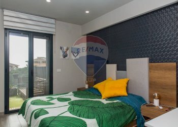 Camera / camera da letto - Quadrilocale Via Guglielmo Oberdan
 
12, Gravina di Catania - foto 15