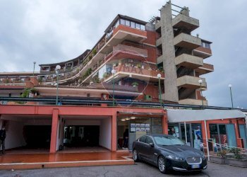 Edificio all\'aperto - Bilocale Contrada Pietrenere
 
17, Giardini-Naxos - foto 16