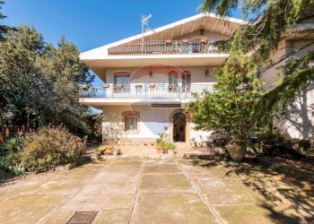 Casa all\'aperto - Villa Via Degli Oleandri
 
3/a, Caltagirone - foto 2