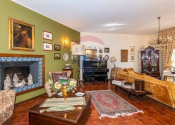 Soggiorno - Villa Via Degli Oleandri
 
3/a, Caltagirone - foto 4