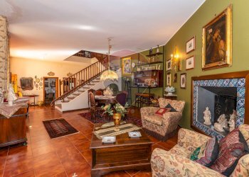 Soggiorno - Villa Via Degli Oleandri
 
3/a, Caltagirone - foto 8