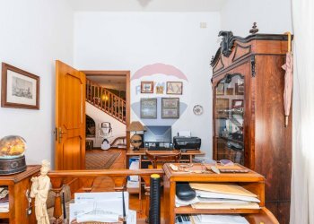 Ufficio - Villa Via Degli Oleandri
 
3/a, Caltagirone - foto 16