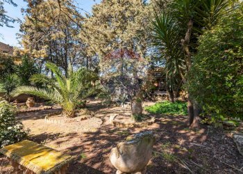 Giardino - Villa Via Degli Oleandri
 
3/a, Caltagirone - foto 26