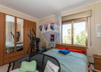 Camera / camera da letto - Villa Via Degli Oleandri
 
3/a, Caltagirone - foto 45