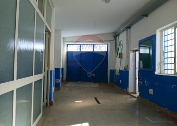 Parcheggio - Locale Commerciale via Venezia
 
2, Sant'Agata Li Battiati - foto 8