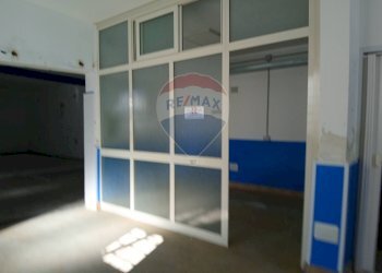 Parcheggio - Locale Commerciale via Venezia
 
2, Sant'Agata Li Battiati - foto 13