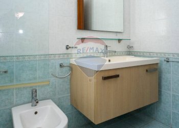 Bagno - Appartamento Via delle Medaglie d'oro
 
70, Catania - foto 12
