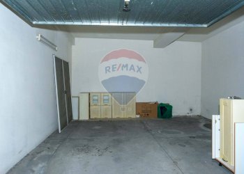 Parcheggio - Appartamento Via delle Medaglie d'oro
 
70, Catania - foto 19